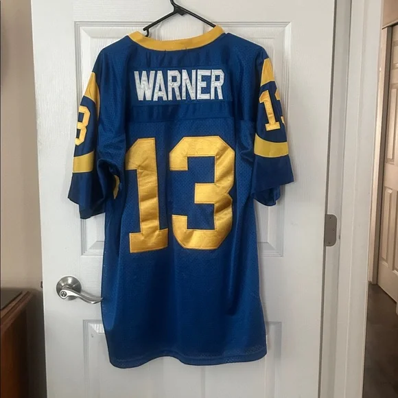 Rams Kurt Warner football jersey. - Picture 2 of 4